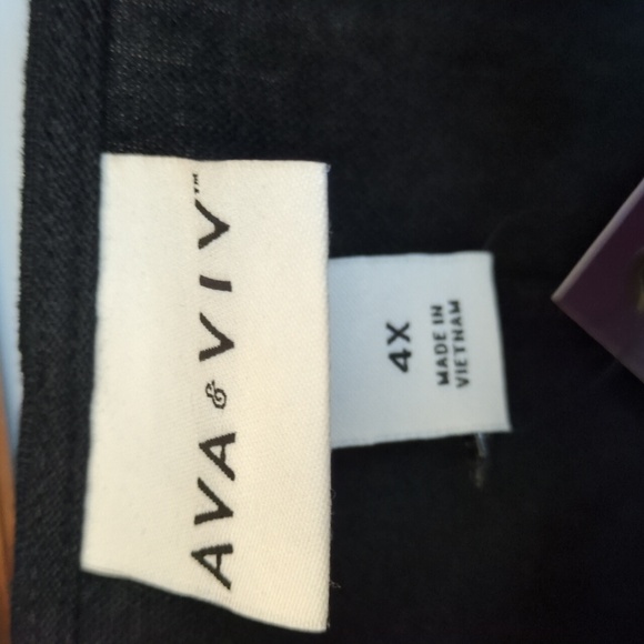 NEW Womens 4X Linen Blend Black Tie Front Summer Top Ava & Viv Short Sleeve 🌞 - Picture 4 of 10